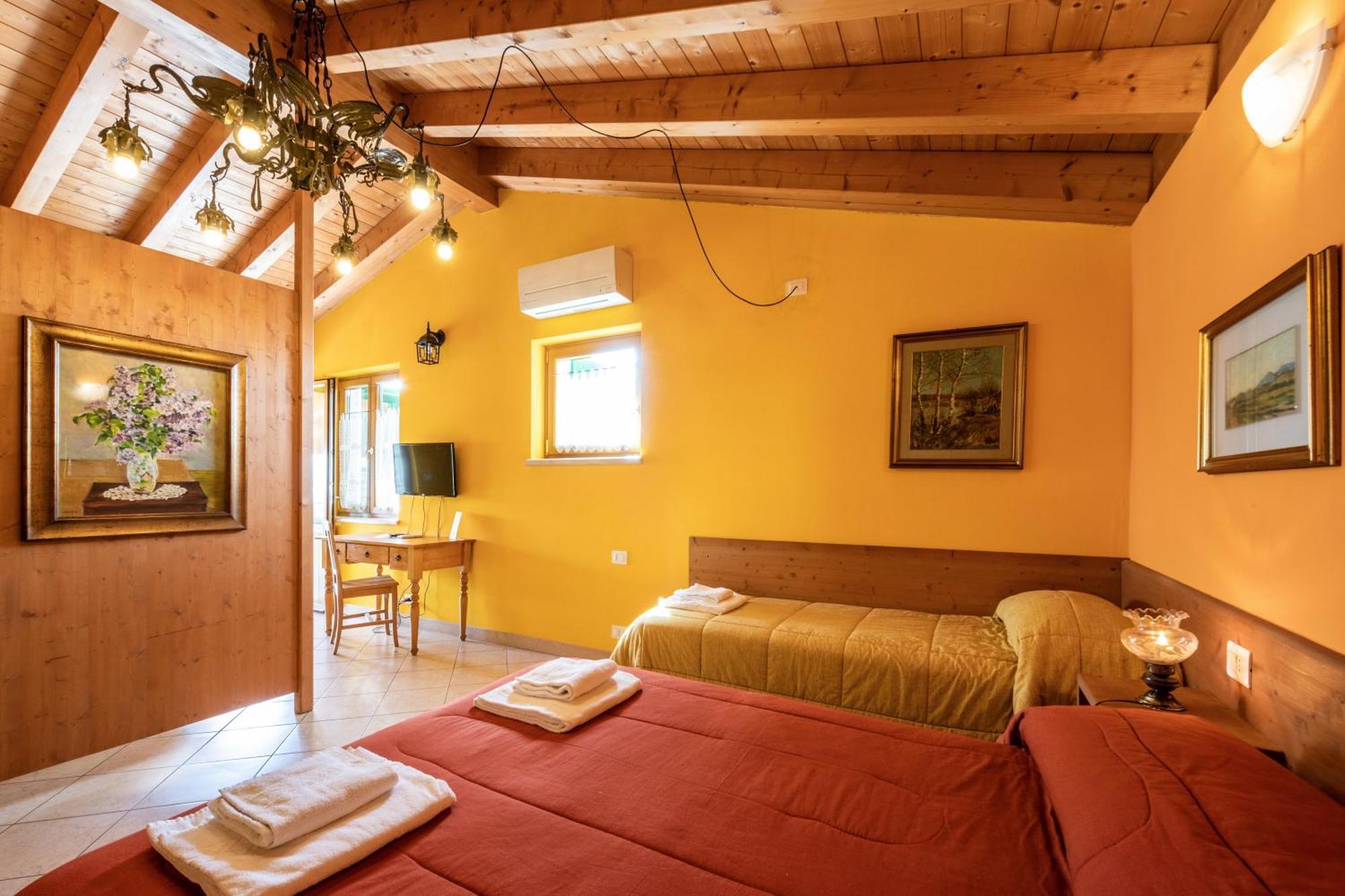 Agriturismo Il Porcellino 퀸토 디 발판테나 외부 사진